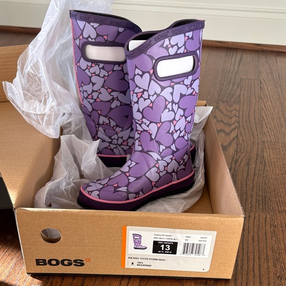 Bogs Other - Bogs Kids Purple Heart Rain Boots